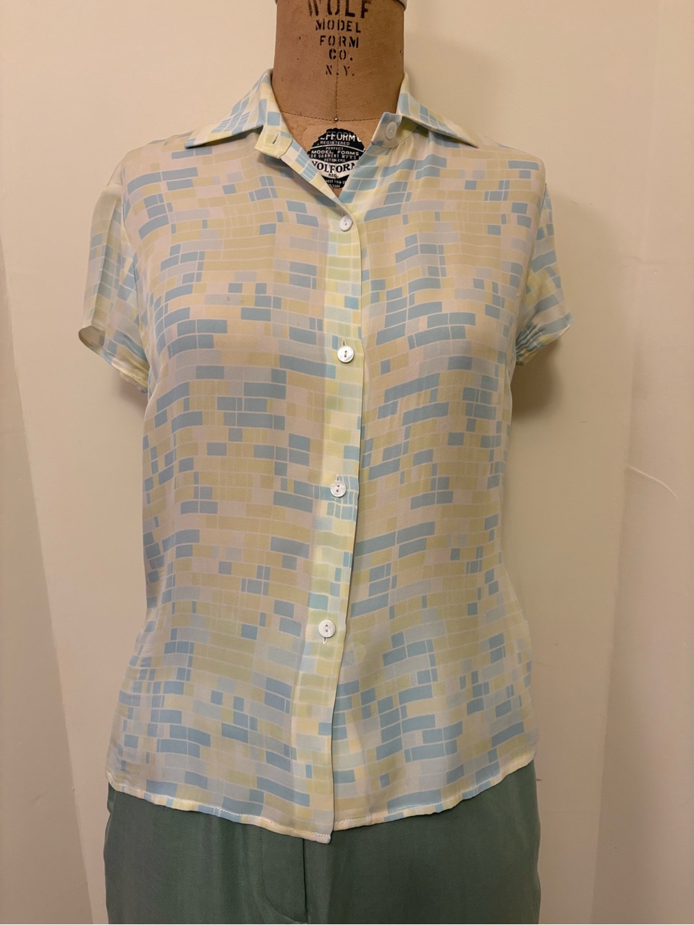 Rena Rowan Light Blue & Cream Silk Short Sleeve Button-Down Shirt